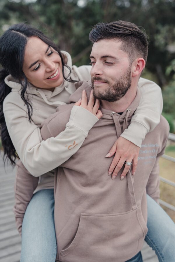 Sudadera con Capucha Unisex - Hoodie Color Latte - "ESPERARÉ"  Salmo 37,7