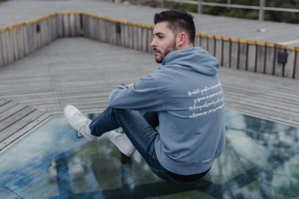 Sudadera con Capucha para Hombres- Blue Jean "ESPERARÉ" Sal. 37,7