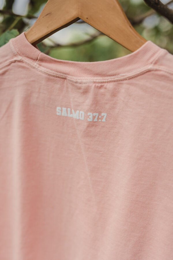 Camiseta corte cuadrado para jóvenes "ESPERARÉ" Salmo 37:7